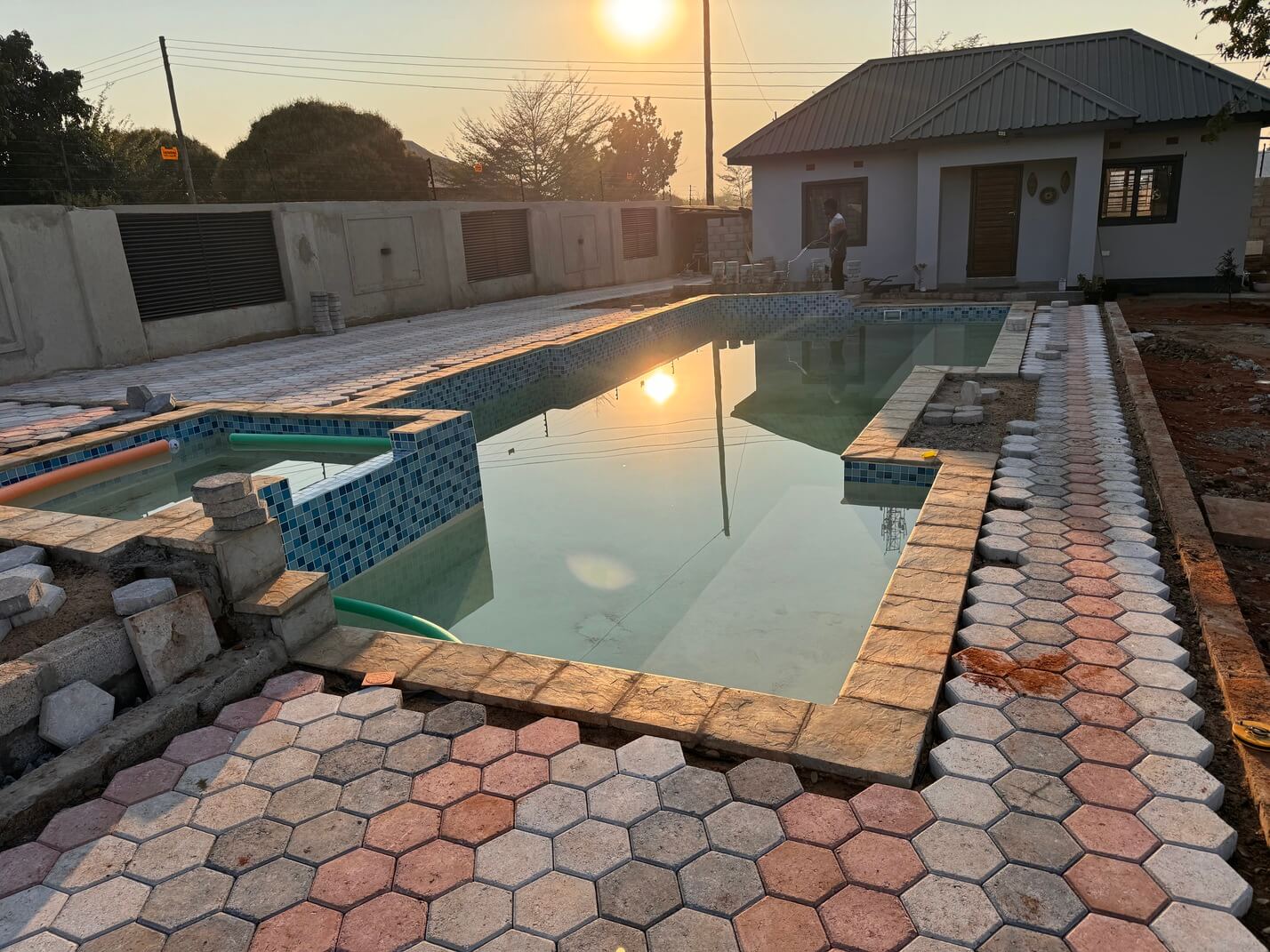 Pool Apartment - self-catering apartment in Livingstone, Zambia